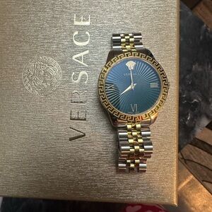 Women Genuine Versace watch